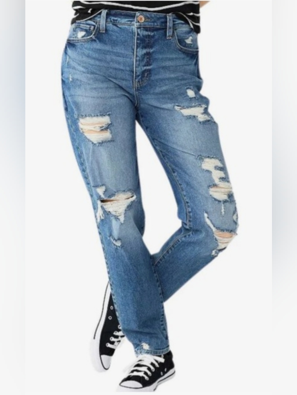 SO Distressed High Rise Mom Jeans. Sz 24 Waist, 27 Inseam 9 Rise